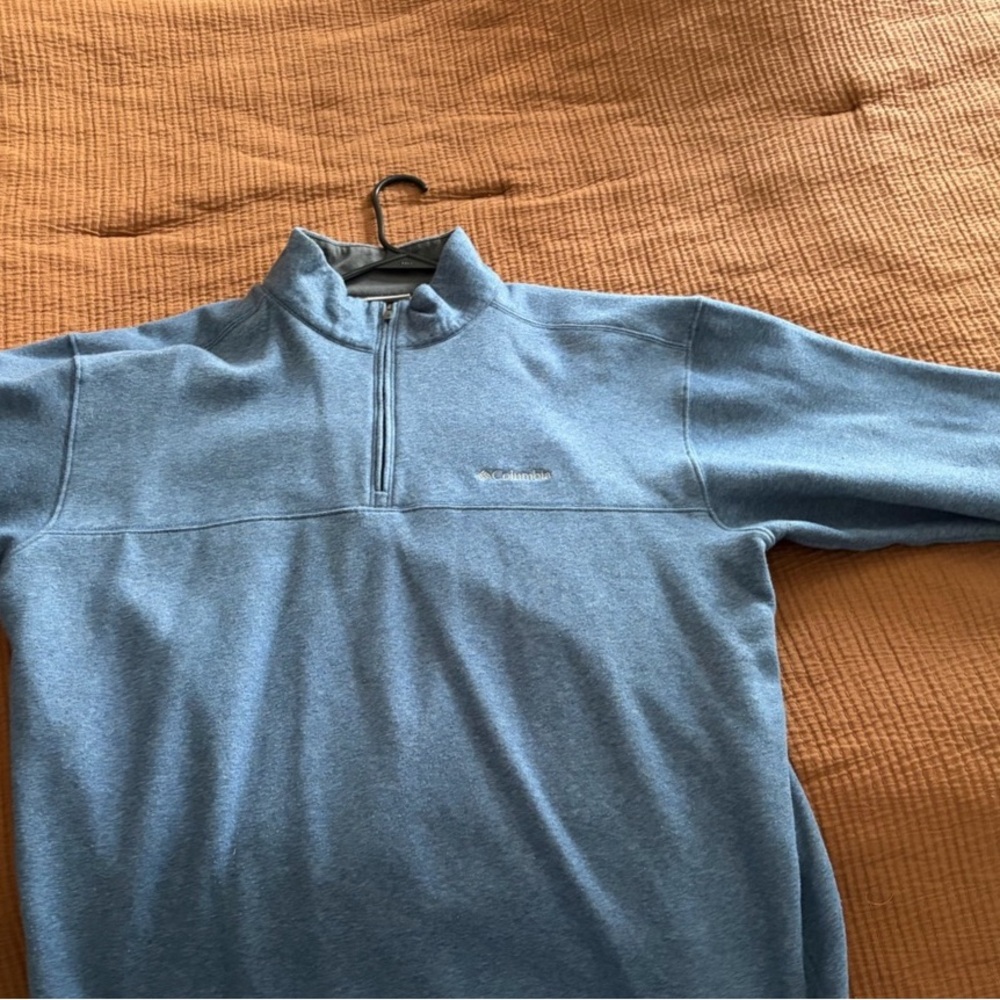 Columbia Blue Zip Up Sweater